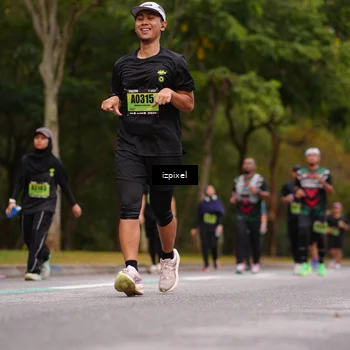 Runner Photo 5433797
