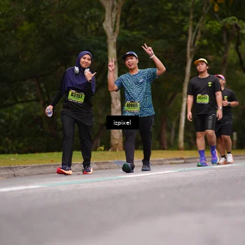 Runner Photo 5434003