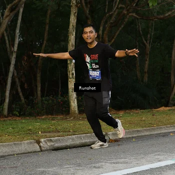 Runner Photo 5434100