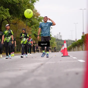 Runner Photo 5434119