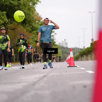 Runner Photo 5434138