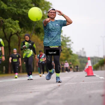 Runner Photo 5434155