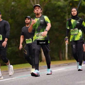 Runner Photo 5434173