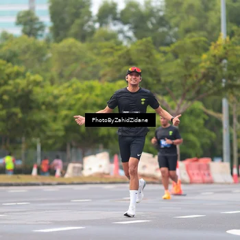 Runner Photo 5434344