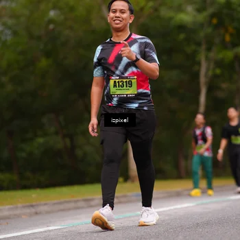 Runner Photo 5434410