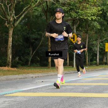 Runner Photo 5434473
