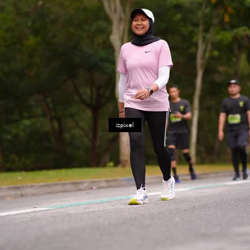 Runner Photo 5434498