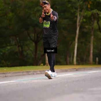 Runner Photo 5434898