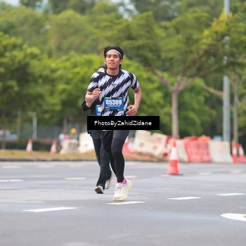 Runner Photo 5435057