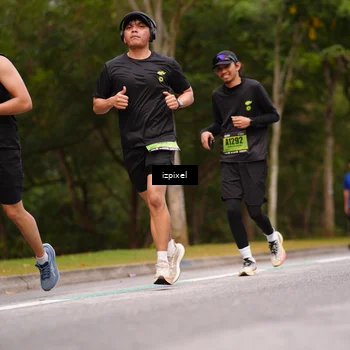 Runner Photo 5435551