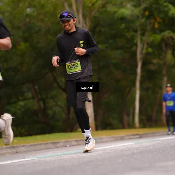 Runner Photo 5435570