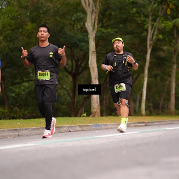 Runner Photo 5435594
