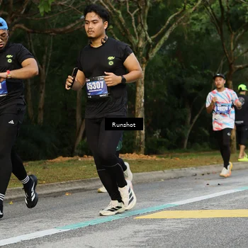 Runner Photo 5435790