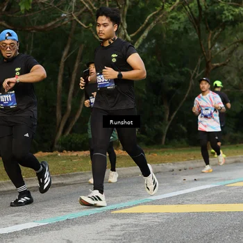 Runner Photo 5435793