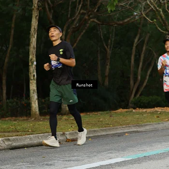 Runner Photo 5435810