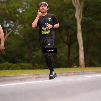 Runner Photo 5435858