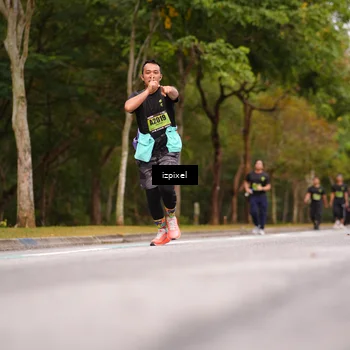 Runner Photo 5435860
