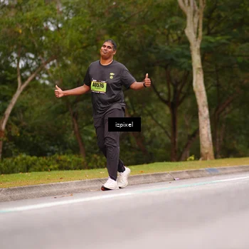 Runner Photo 5436077