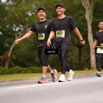 Runner Photo 5436162