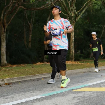 Runner Photo 5436255