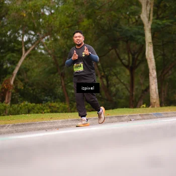 Runner Photo 5436400