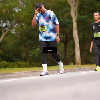 Runner Photo 5436462