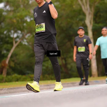 Runner Photo 5436573
