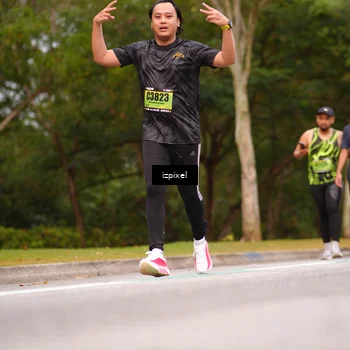 Runner Photo 5436827