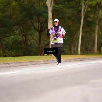 Runner Photo 5437024