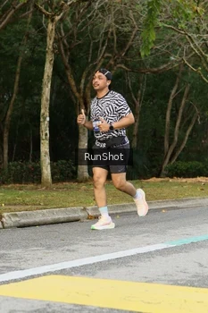Runner Photo 5437047