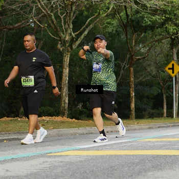 Runner Photo 5437062