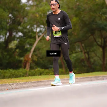 Runner Photo 5437565