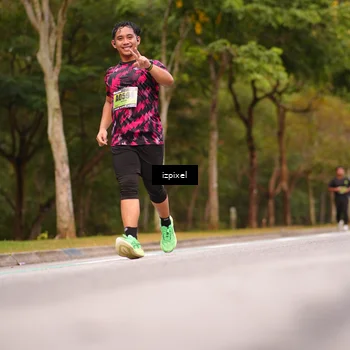 Runner Photo 5437715
