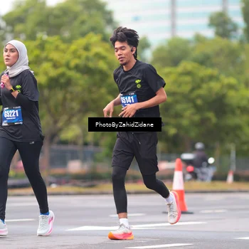 Runner Photo 5437858