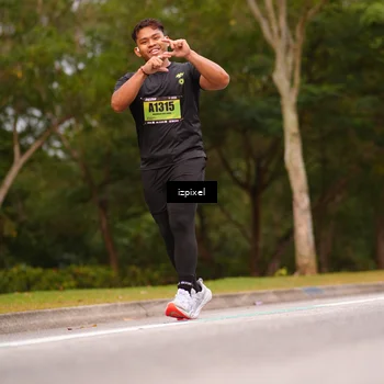 Runner Photo 5437999