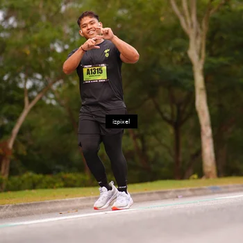 Runner Photo 5438009