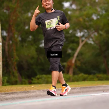 Runner Photo 5438057