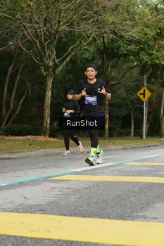 Runner Photo 5438172