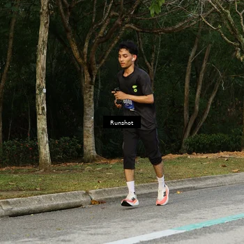 Runner Photo 5438340