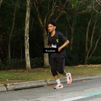 Runner Photo 5438342