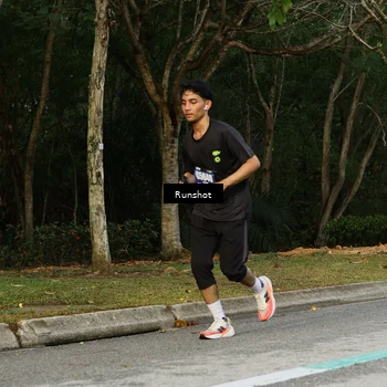 Runner Photo 5438345