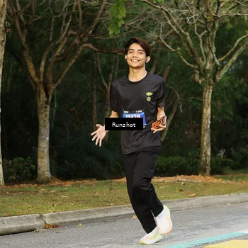 Runner Photo 5438367