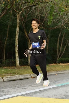 Runner Photo 5438375