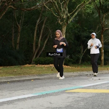 Runner Photo 5438475