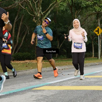 Runner Photo 5438573