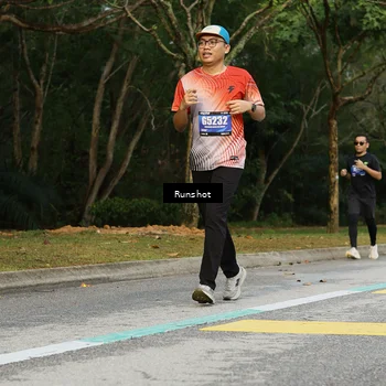 Runner Photo 5438796