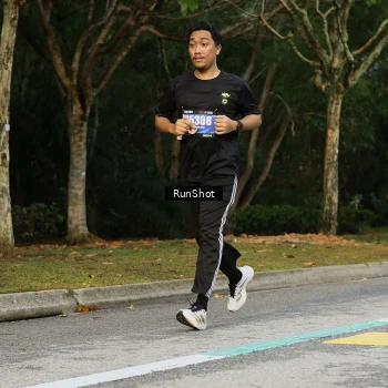 Runner Photo 5438912