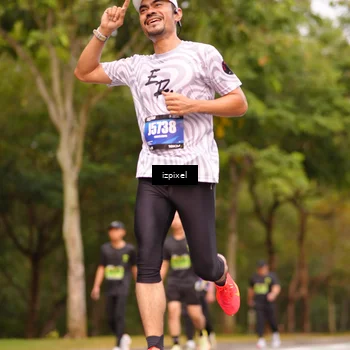 Runner Photo 5439039