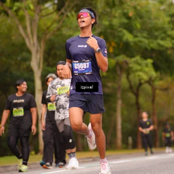 Runner Photo 5439155