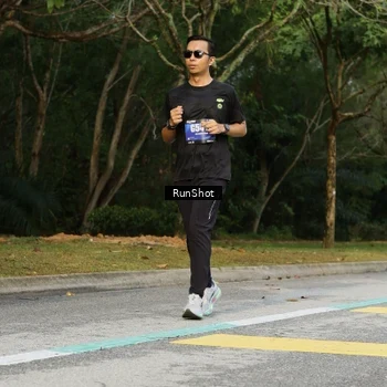 Runner Photo 5439267